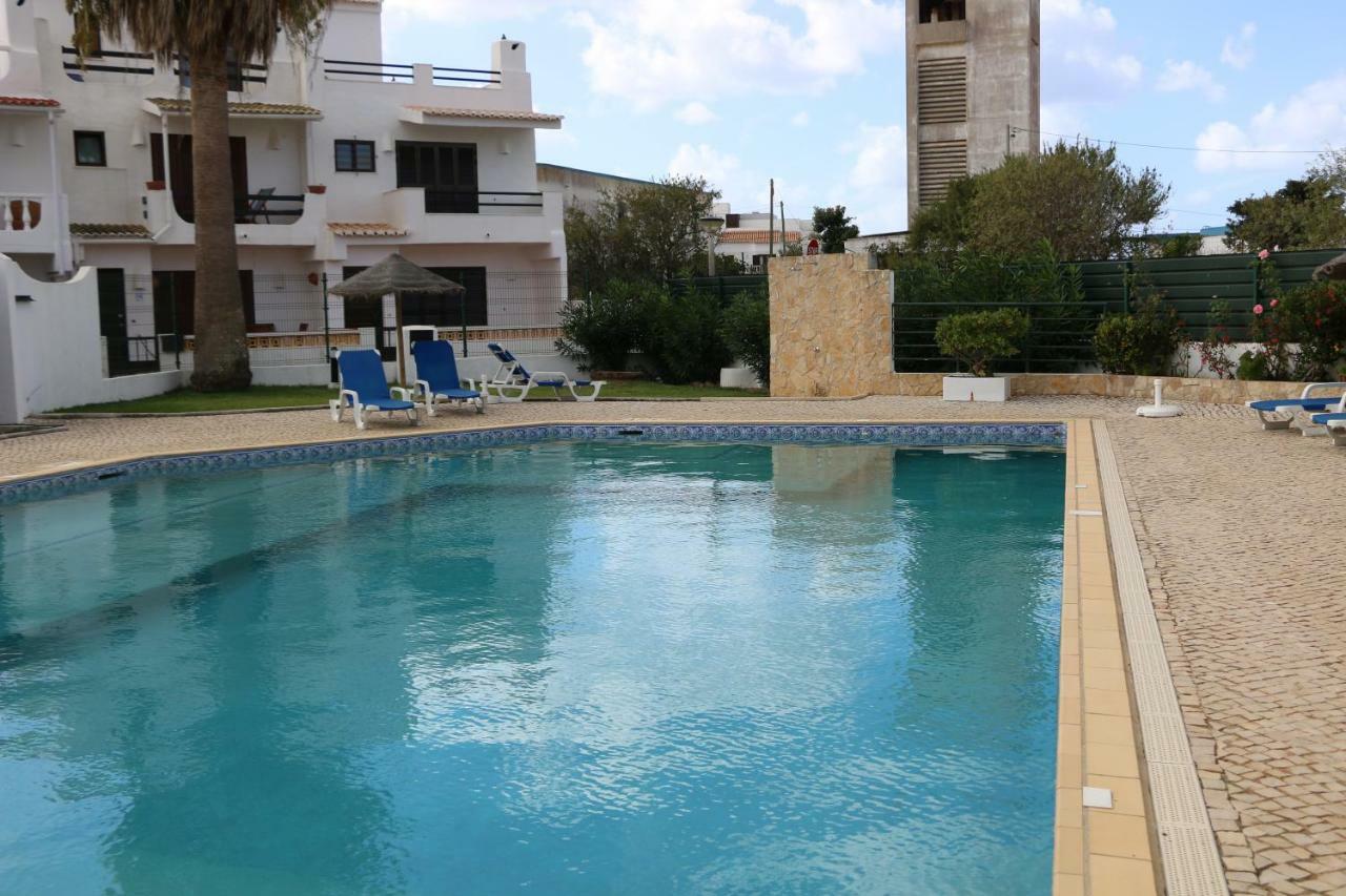 Moradia T2+1 Com Piscina *