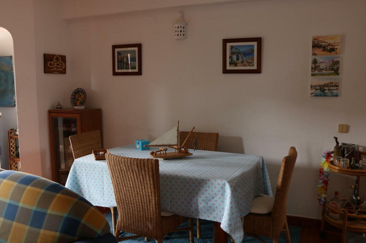 Moradia T2+1 Com Piscina Holiday home